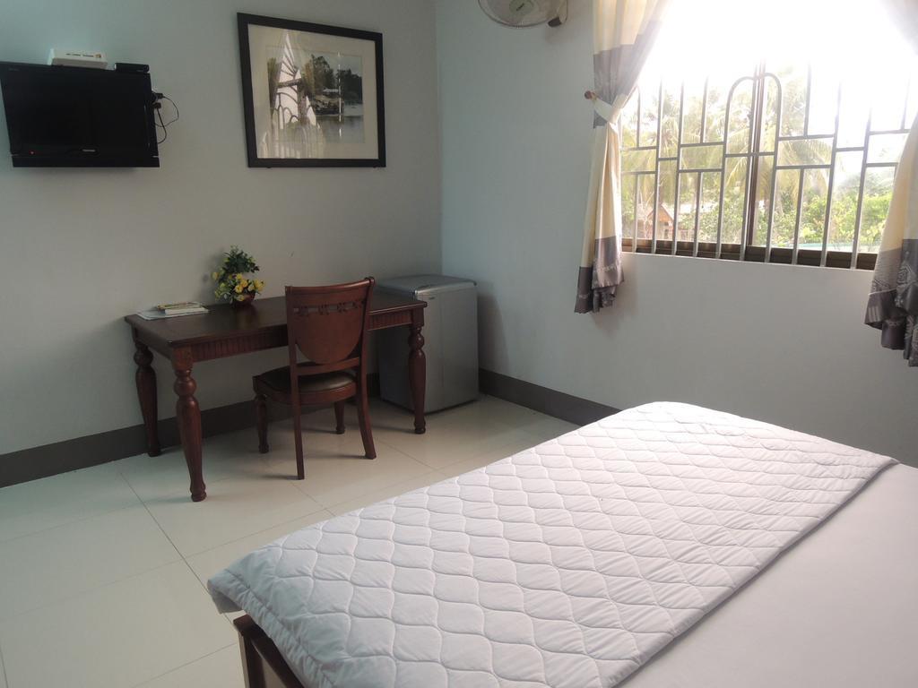 Sao Mai Hotel Cái Bè Habitación foto